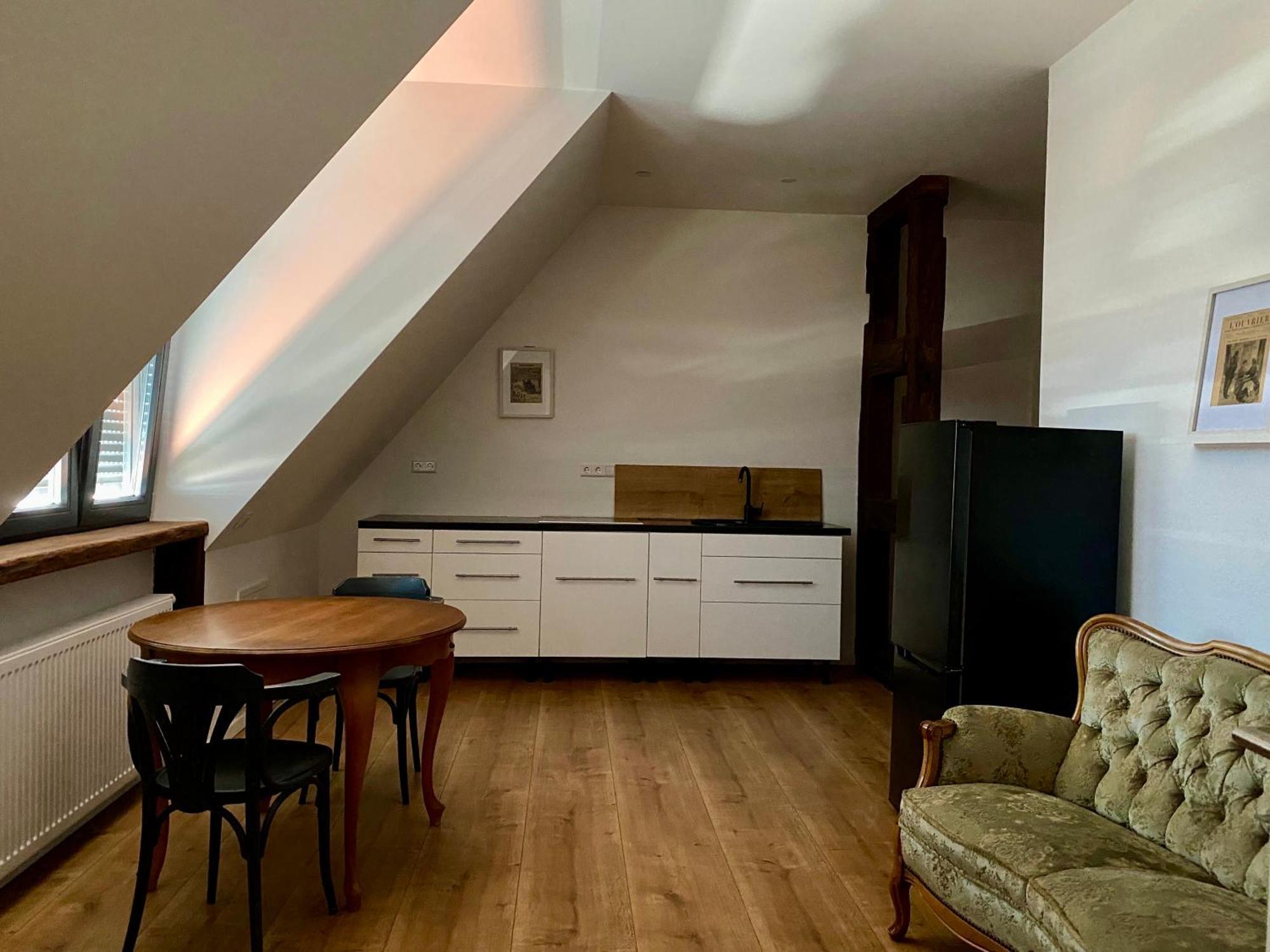 Sonnenhof 1737 - Ferienzimmer & Apartments Barbelroth Exteriör bild