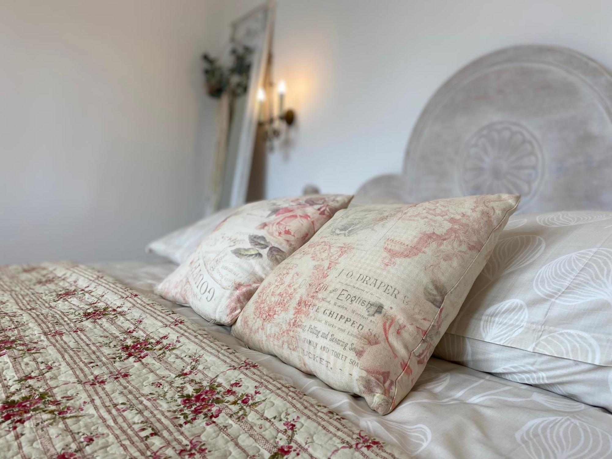 Sonnenhof 1737 - Ferienzimmer & Apartments Barbelroth Exteriör bild